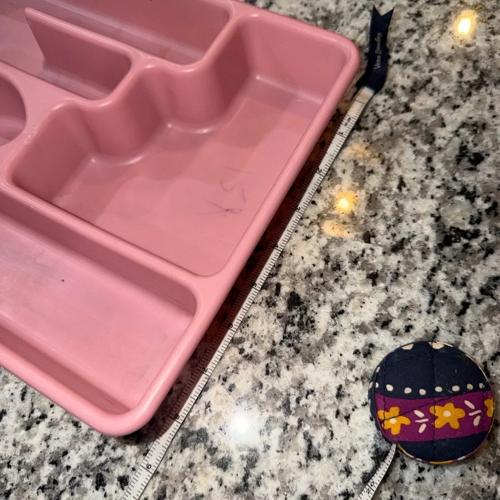 Vintage Rubbermaid Pink Silverware Organizer Plastic Utensil Tray‎